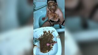 Cute Girl exteme scat eating, ScatKings.com Scat Porn 1 ScatKings.com Scat Porn