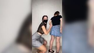 Girlfriends Pooping Together, ScatKings.com Scat Porn 1 ScatKings.com Scat Porn