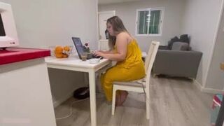 Sexy Hot Chubby White Girl Shits Her Yellow Dress, ScatKings.com Scat Porn 12 ScatKings.com Scat Porn