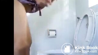 Short Video Of Girl - Having Diarrhea in toilet, ScatKings.com Scat Porn 12 ScatKings.com Scat Porn