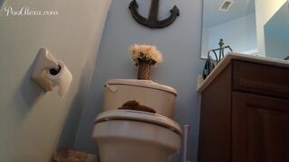she pooped on the toilet lid, ScatKings.com Scat Porn 6 ScatKings.com Scat Porn